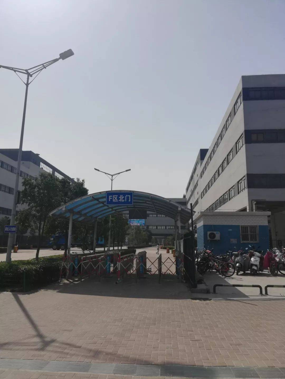 410郑州港区富士康a事业群最好的厂区小时工返费工同时开招