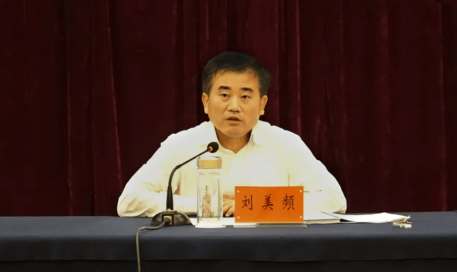 这位荆州人履新m榜荣誉之夜表演明星公布成龙周深等