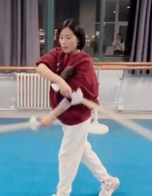 这门课入股不亏!_京剧_李爽_王艳艳