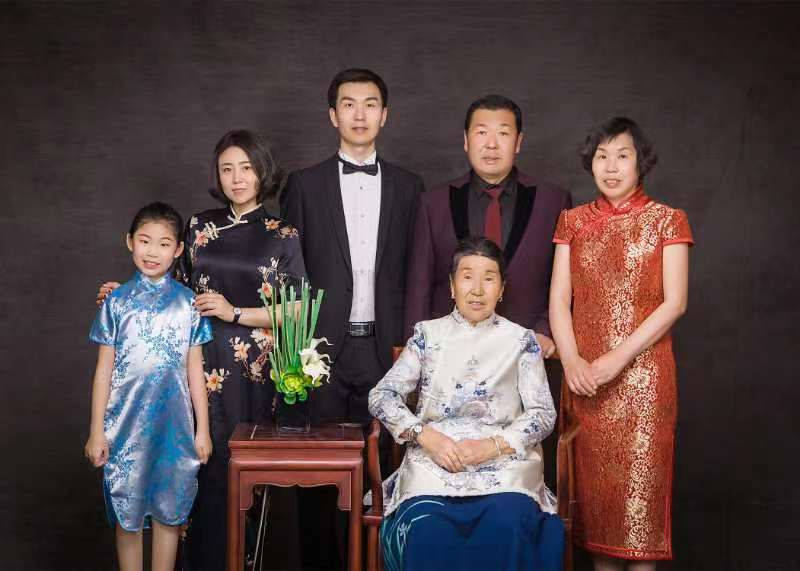 家风家教话传承|肖燕家庭:维护好"小家",守护好"大家"