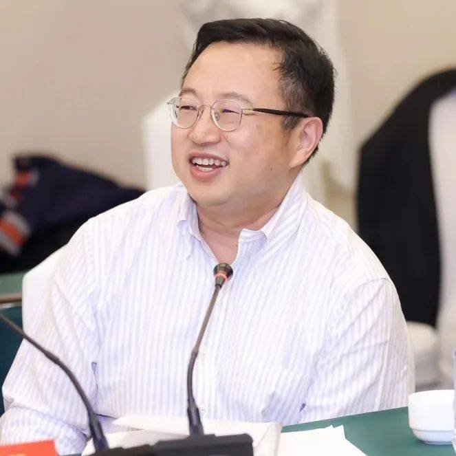 郑路清华大学社会学系长聘副教授刘梦玲清华大学社会学系博士研究生陈