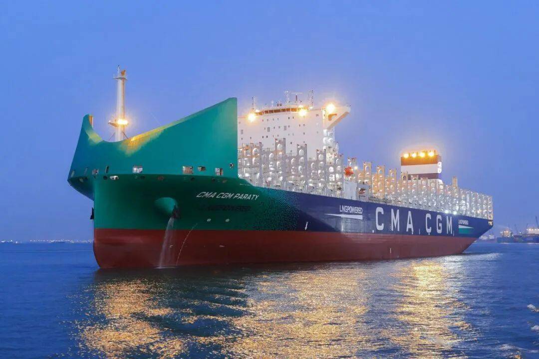 沪东中华又一力作达飞第三艘13000teu双燃料动力集装箱船交付