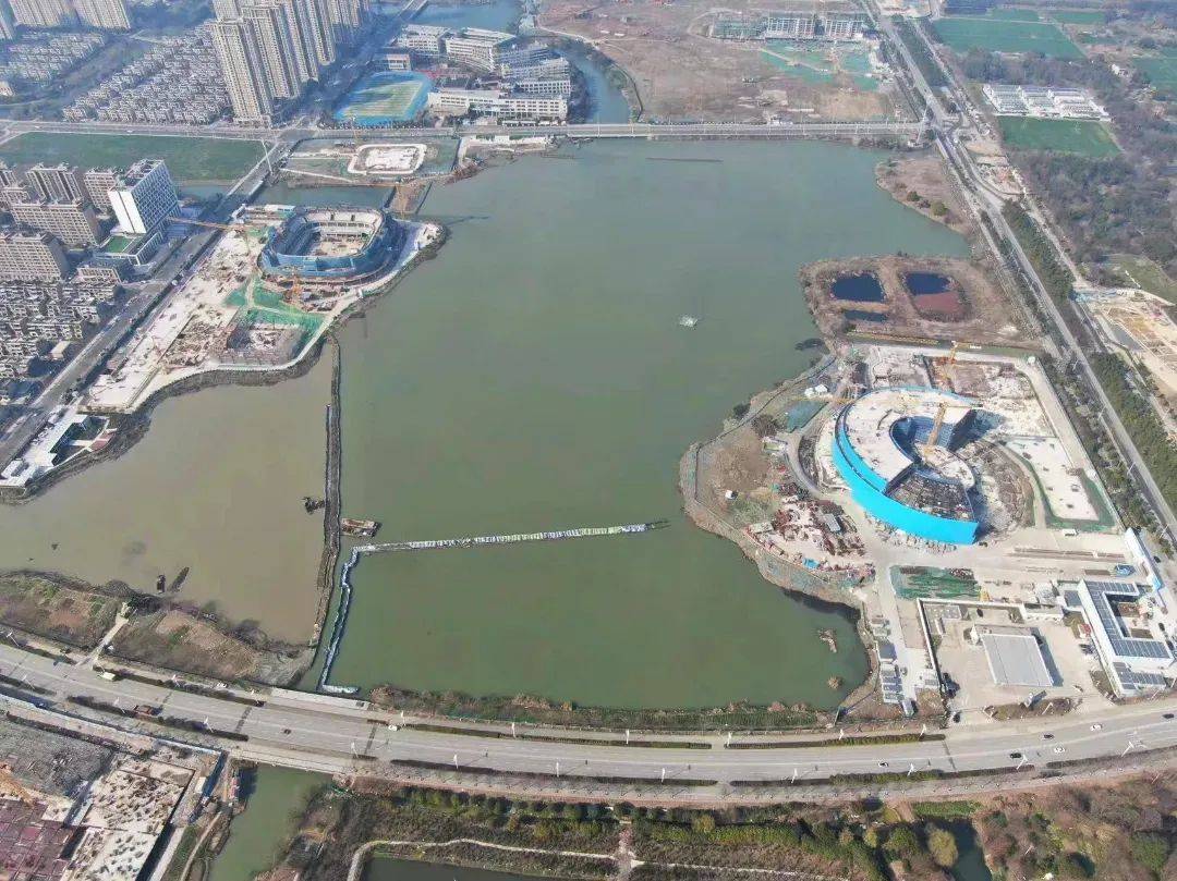 吴兴区召开第八十一期亲清直通车政企恳谈会