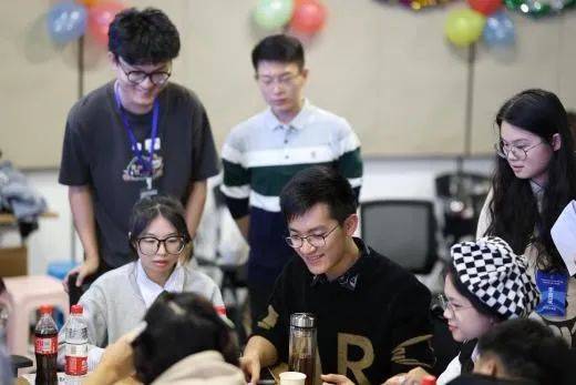 青年的交往和交流,推进铸牢中华民族共同体意识建设,广西大学研究生会