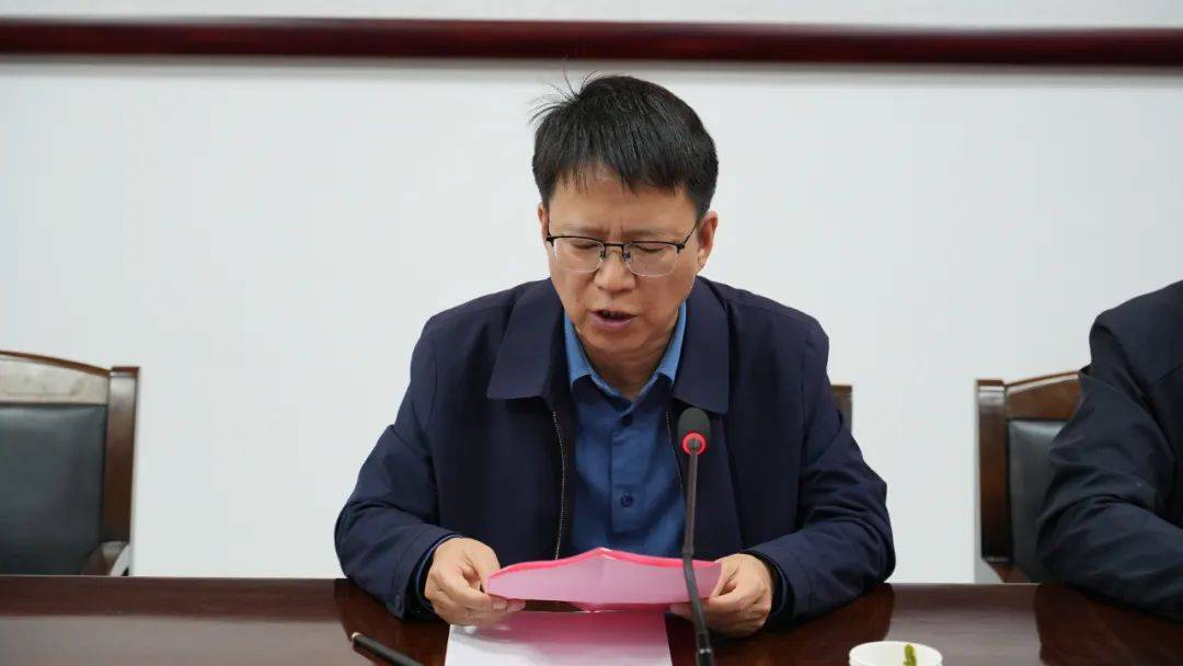 河南秋乐种业科技股份有限公司董事长侯传伟研究员秋乐种业董事长侯传