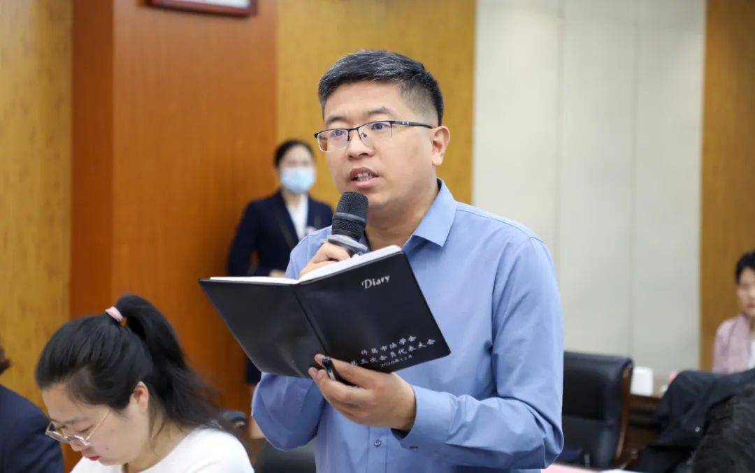 许昌市检察机关检察护企和检护民生专项行动新闻发布会召开