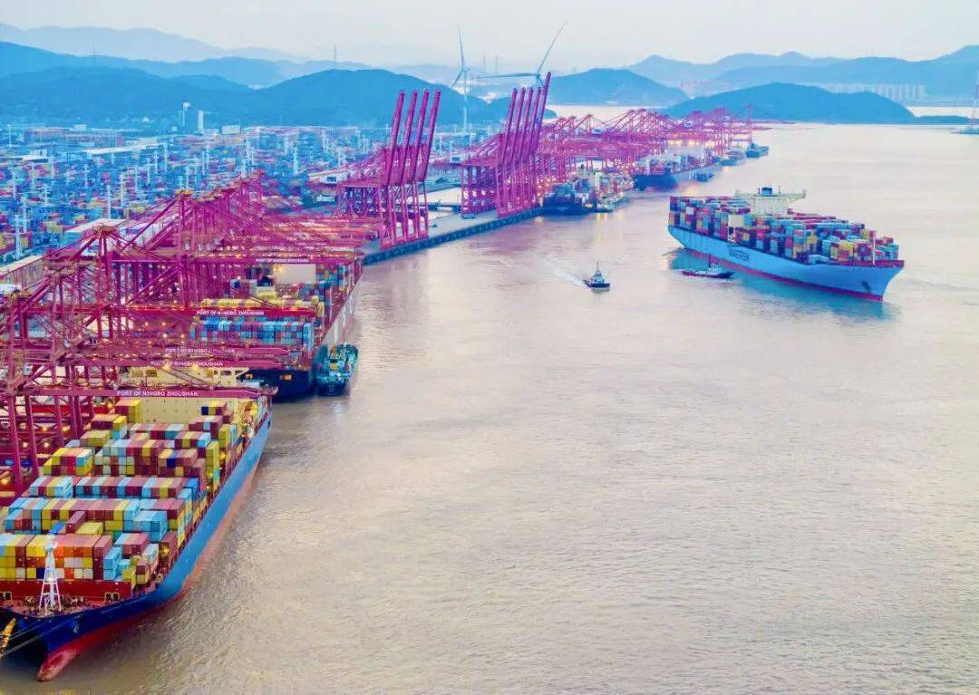 宁波舟山港第一季度集装箱吞吐量,同比增长117%
