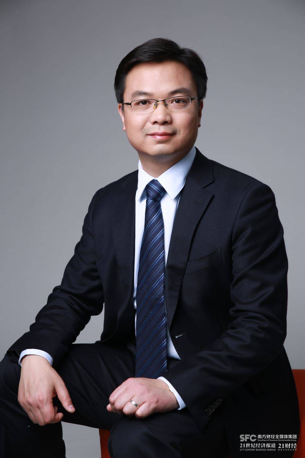 对话王登峰国民基金经理如何躬身入局合资理财丨对话资管30人