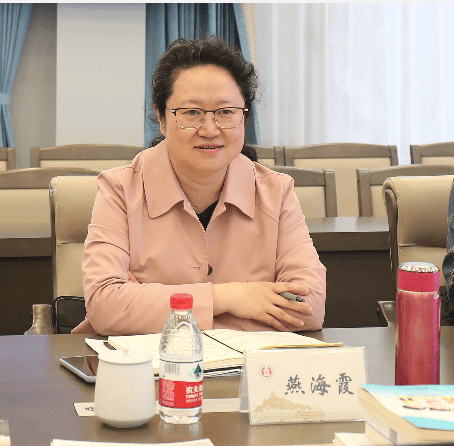 海淀教科院副院长燕海霞,六一幼儿院院长曹雪梅,海淀教科院相关部门