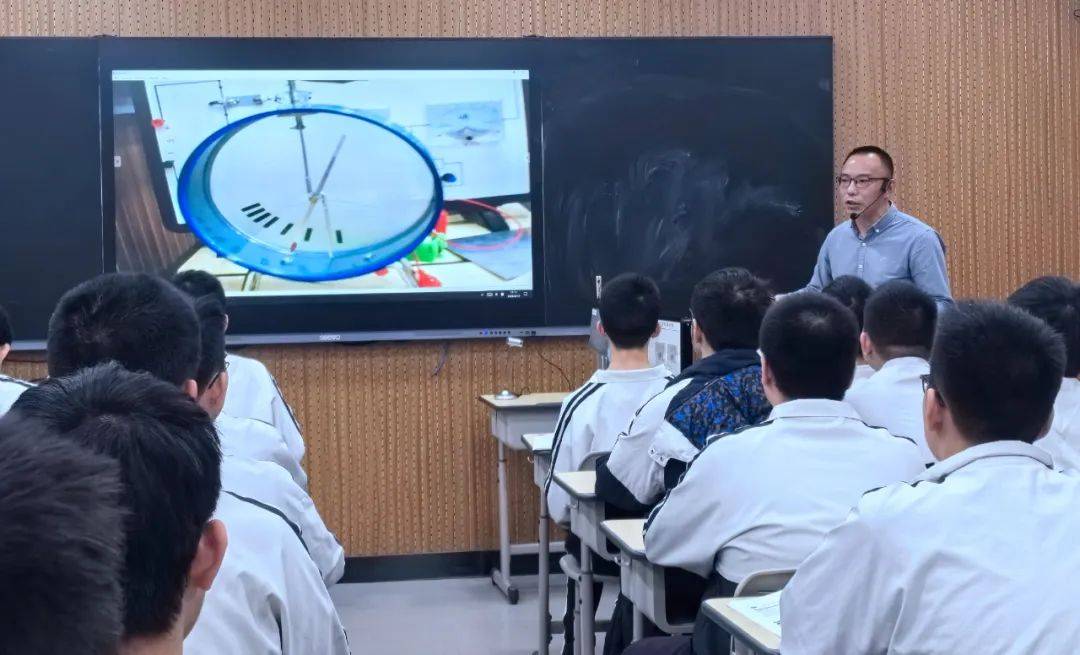 学海无涯映智光开放日盛绽华章丽水中学教学开放日语