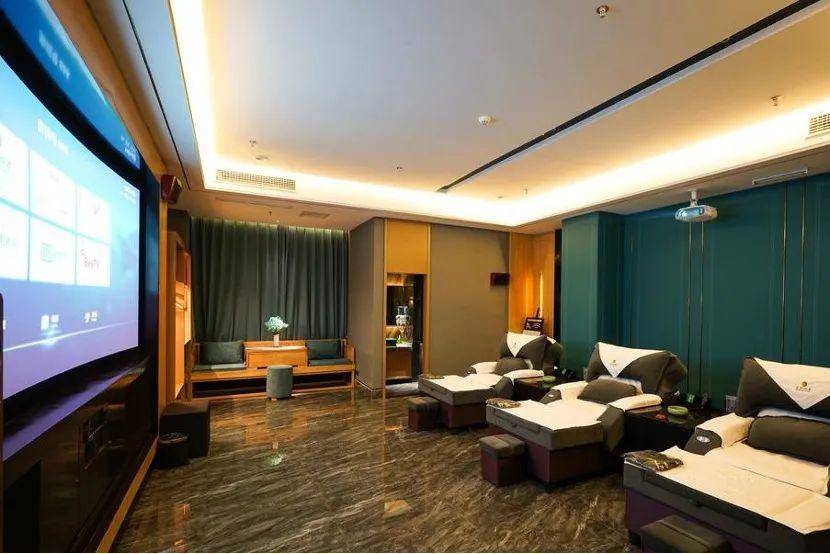 电厂| 这届年轻人,组团按摩_足疗_养生_消费