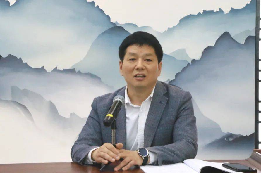 同行致远教育共赢绍兴市稽山中学与桐乡市凤鸣高级中学开展英语学科