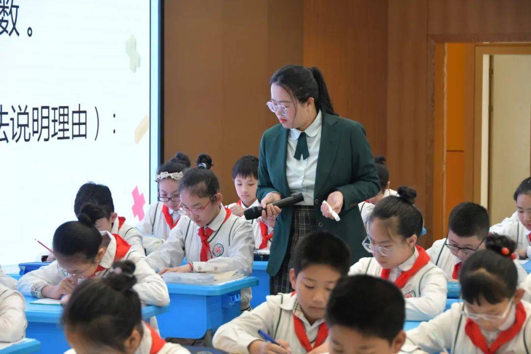 五福61课堂用专业做厚未来2024年福清市实验小学教育