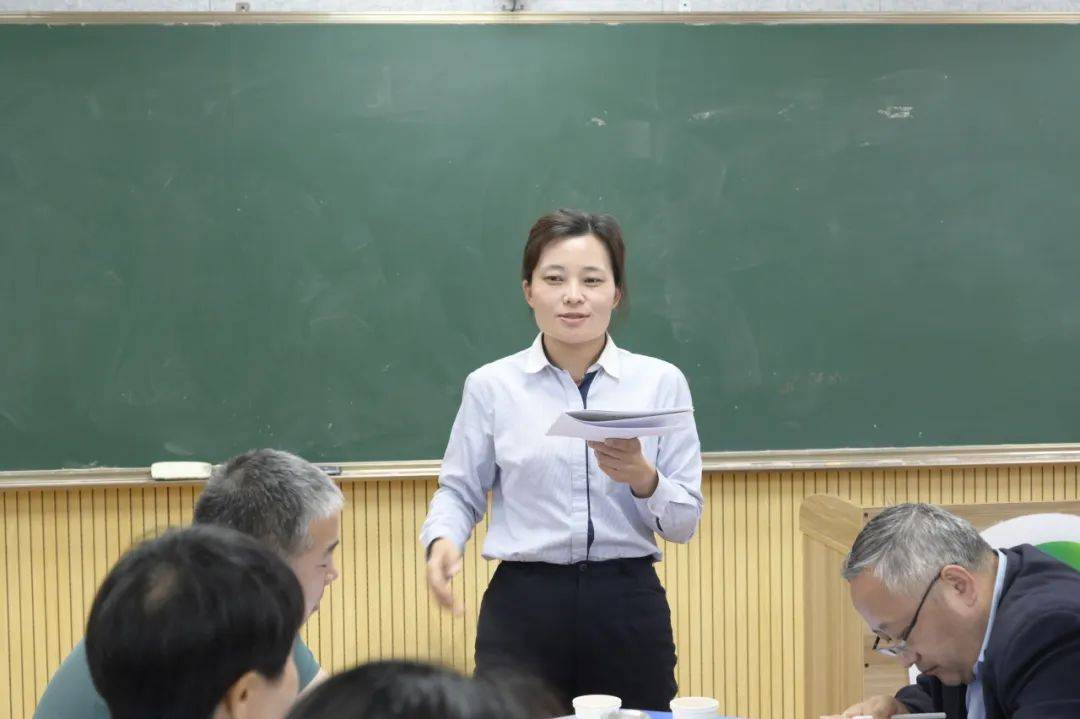 271教育丨专家进校园教育部政治课程专家李晓东教授亲临指导