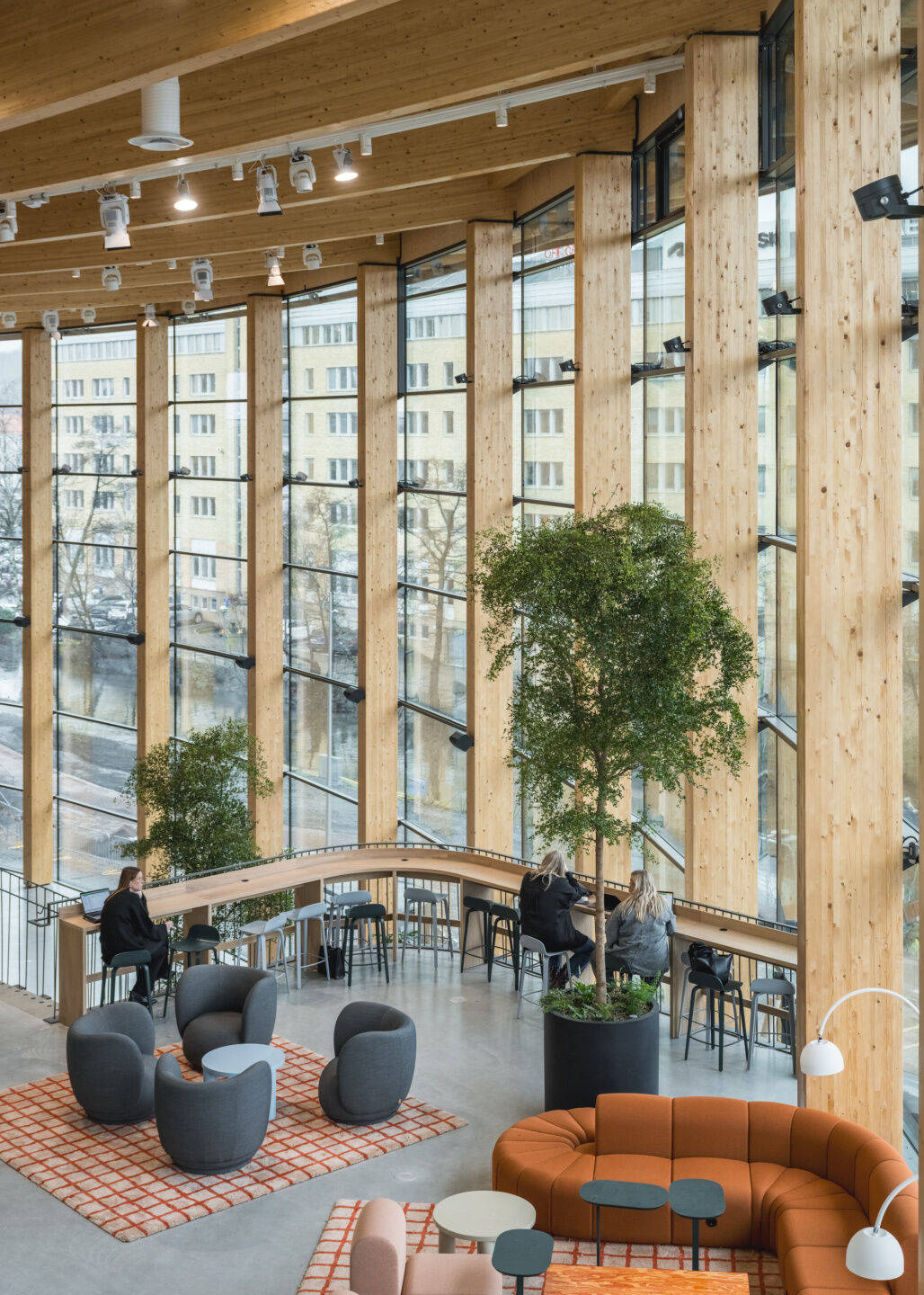 惊艳亮相92键走进沃世界