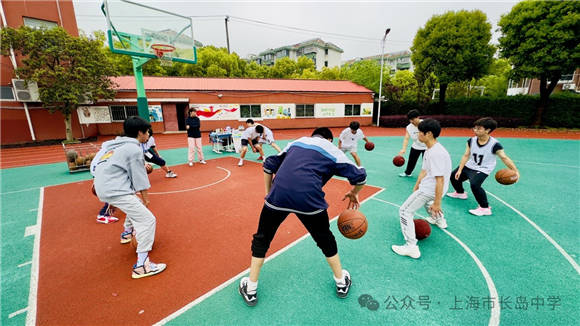 浦东长岛中学体验多彩校园逐梦扬帆起航校园开放日活动