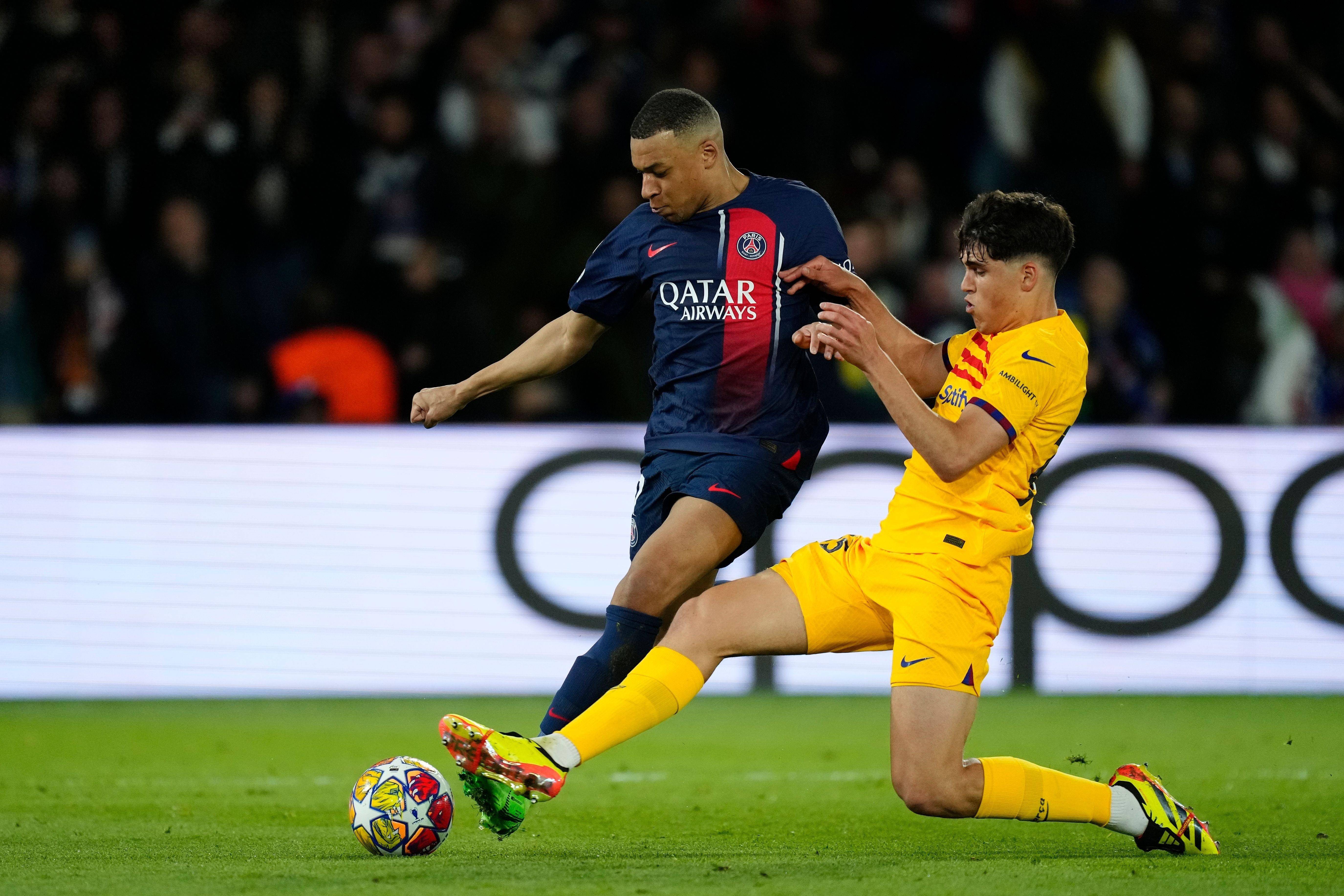 世体预测巴黎巴萨首发姆总领衔莱万亚马尔拉菲尼亚三叉戟