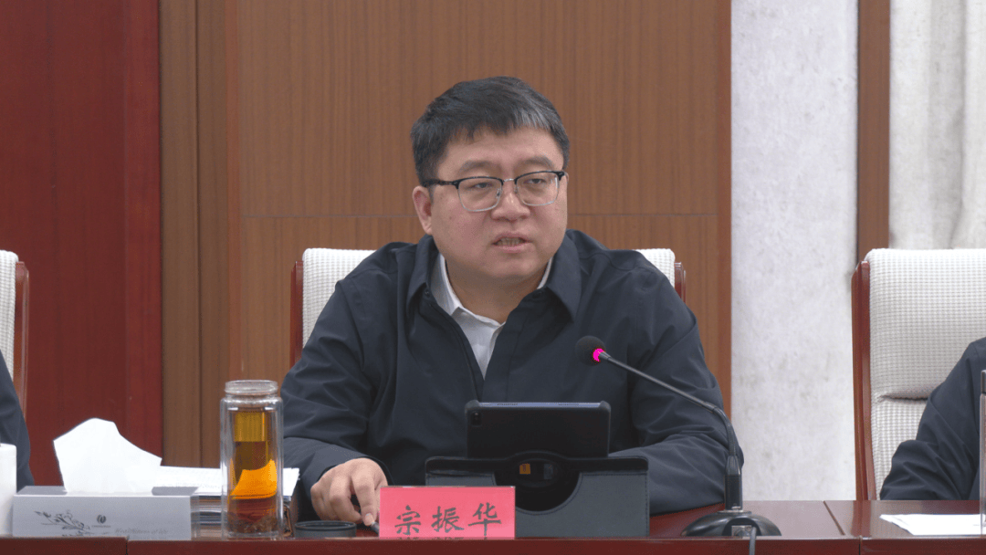 十三届昌黎县委第89次常委会(扩大)会议召开 县委书记宗振华主持