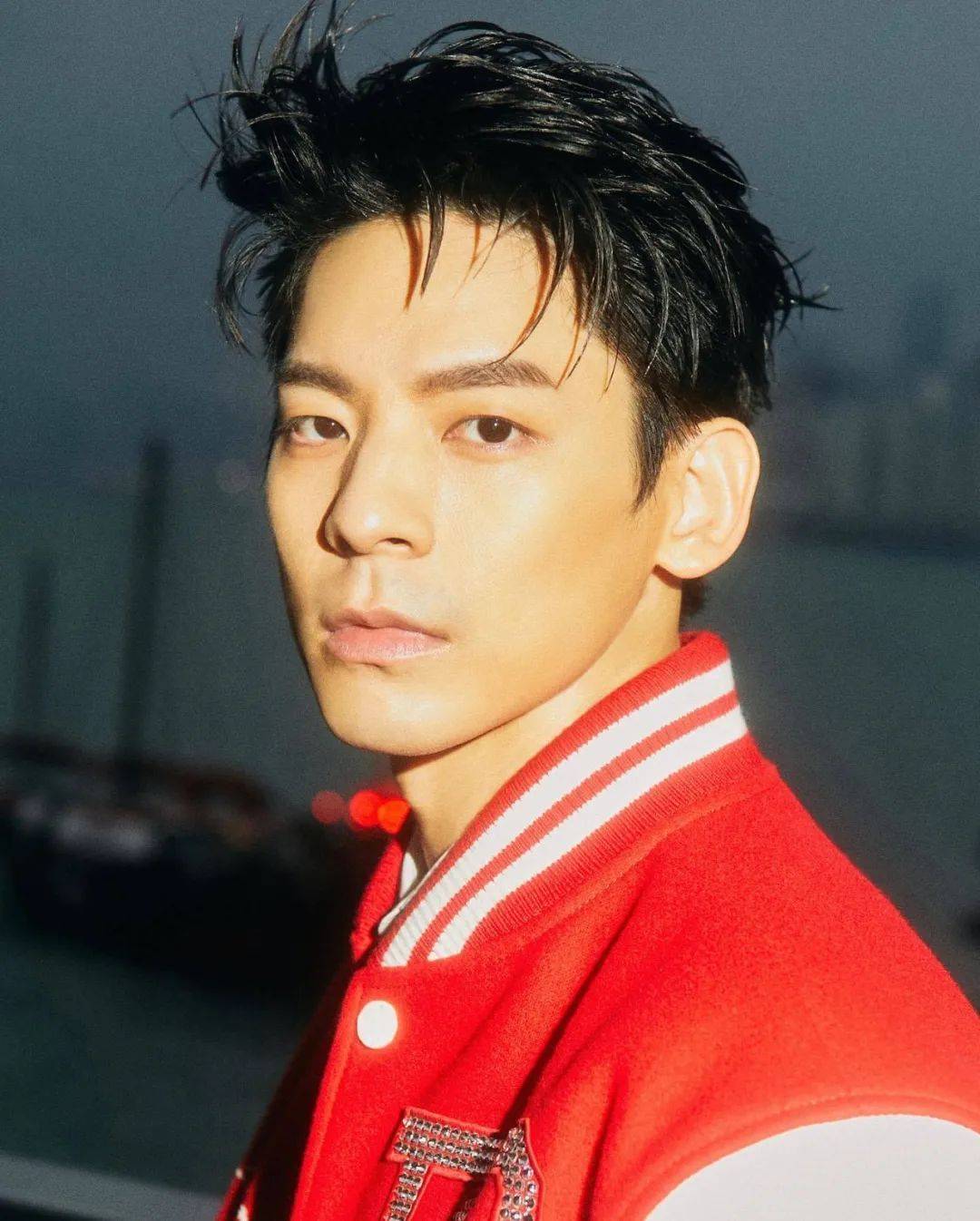 我喜欢他,从化学系才子到"零负评男神"_林柏宏_电影_才华