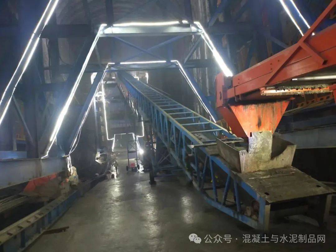 镜面混凝土背后的含新量