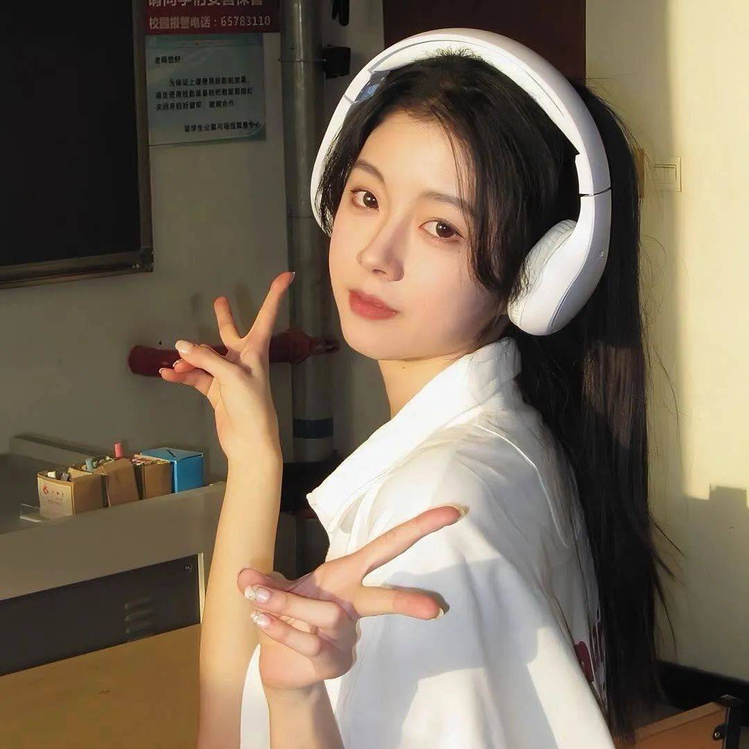 ins头像丨永远为自己着迷