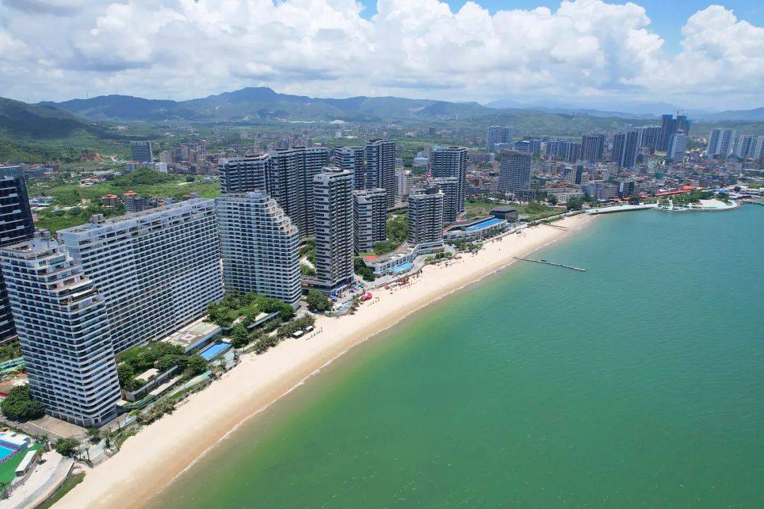 五一去看海699元住惠州大亚湾临海酒店90海景房享双人自助早餐海鲜