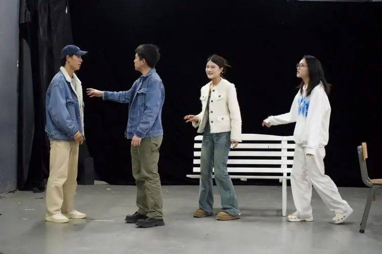 双师授课探索21级导演与表演专业开展课程融合教学实践