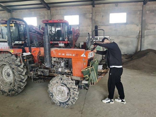 敦化市免耕机作业终端监测设备安装忙