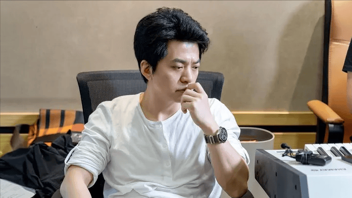 49岁李健的豪宅火了装饰温馨无一丝俗气一进屋就被治愈