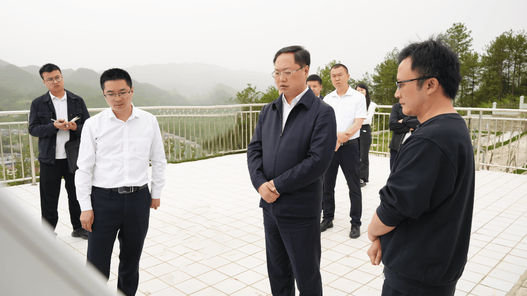 白沙镇自来水厂,万源市碧源畜禽养殖专业合作社,朱挺通过实地查看