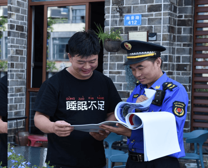 最美城管人 | 方有政:铁肩担当道义,初心铸就华章