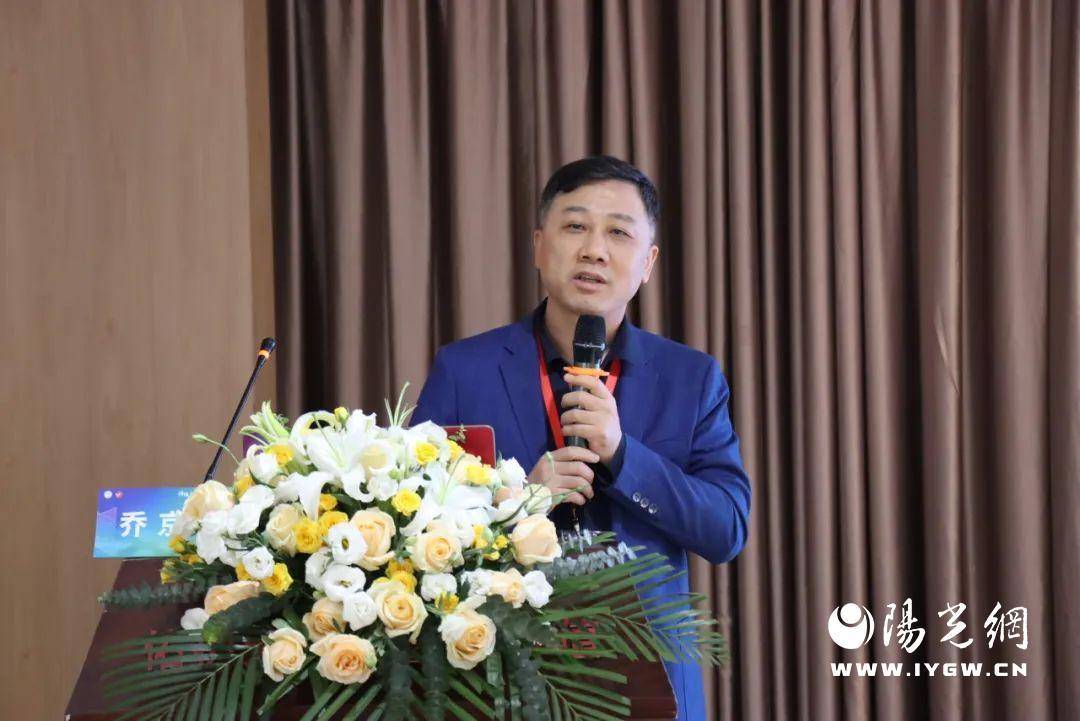西安高新医院普外科周亮主任,介入科李瑞军主任,消化科乔京贵主任分别