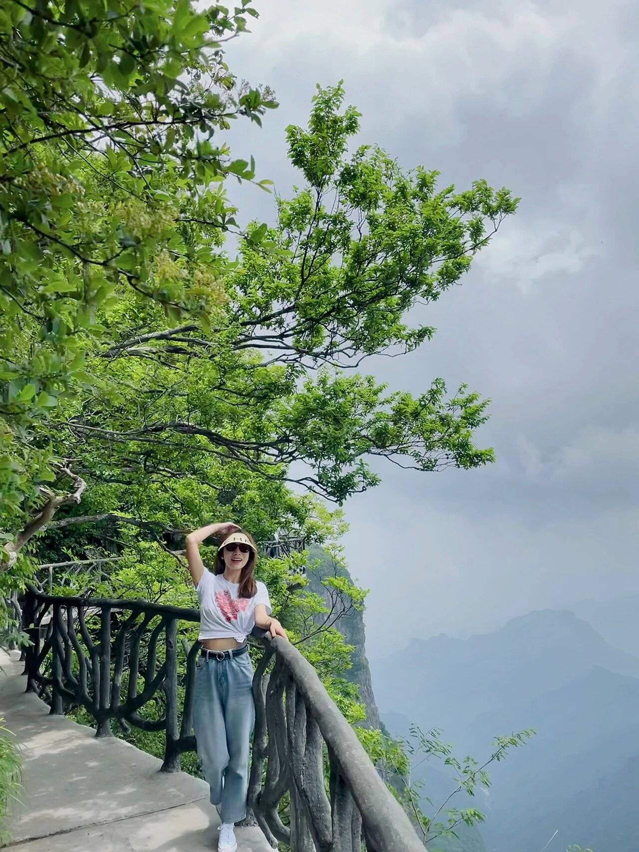 4日张家界旅游价格表最新 ,资深老导游带你玩遍这座城市