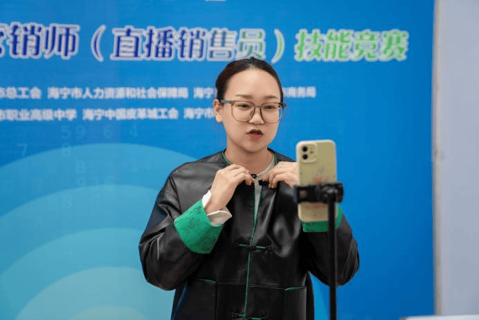 最终刘顺荣获得荣获个人一等奖,徐晶,朱佳丽荣获个人二等奖,金诺桦