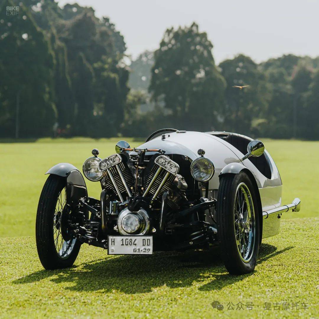 破烂马自达b600爆改摩根三轮! | 每日一车