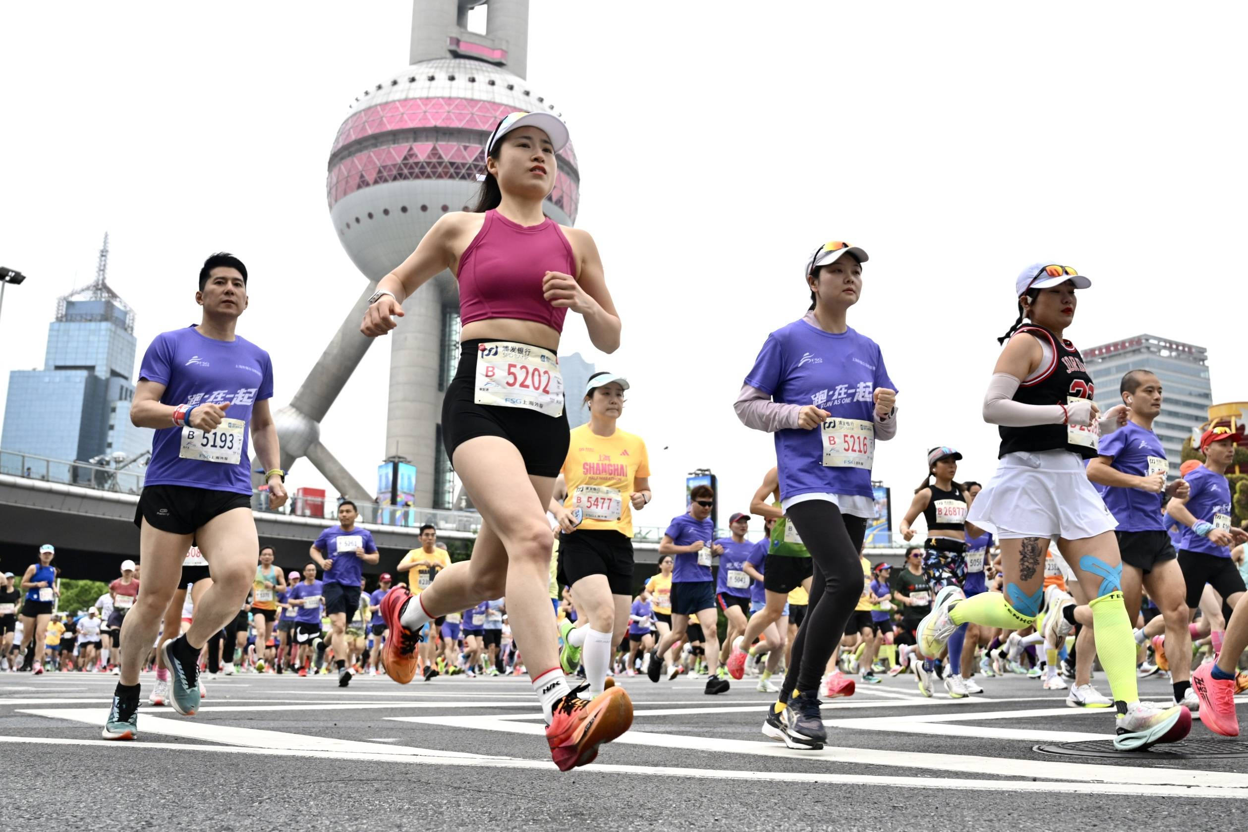 男女赛会纪录均被打破,贾俄仁加刷出pb_马拉松_赛事_半程