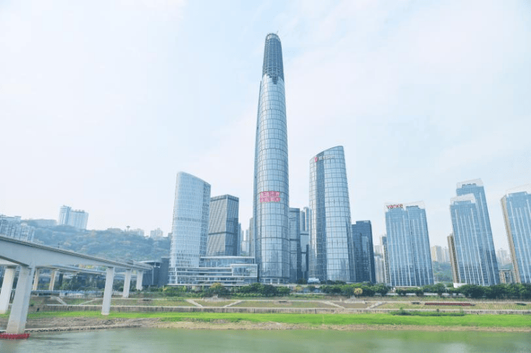 重庆第一高楼幕墙工程年内竣工 万科深耕核心城市打造多座城市地标