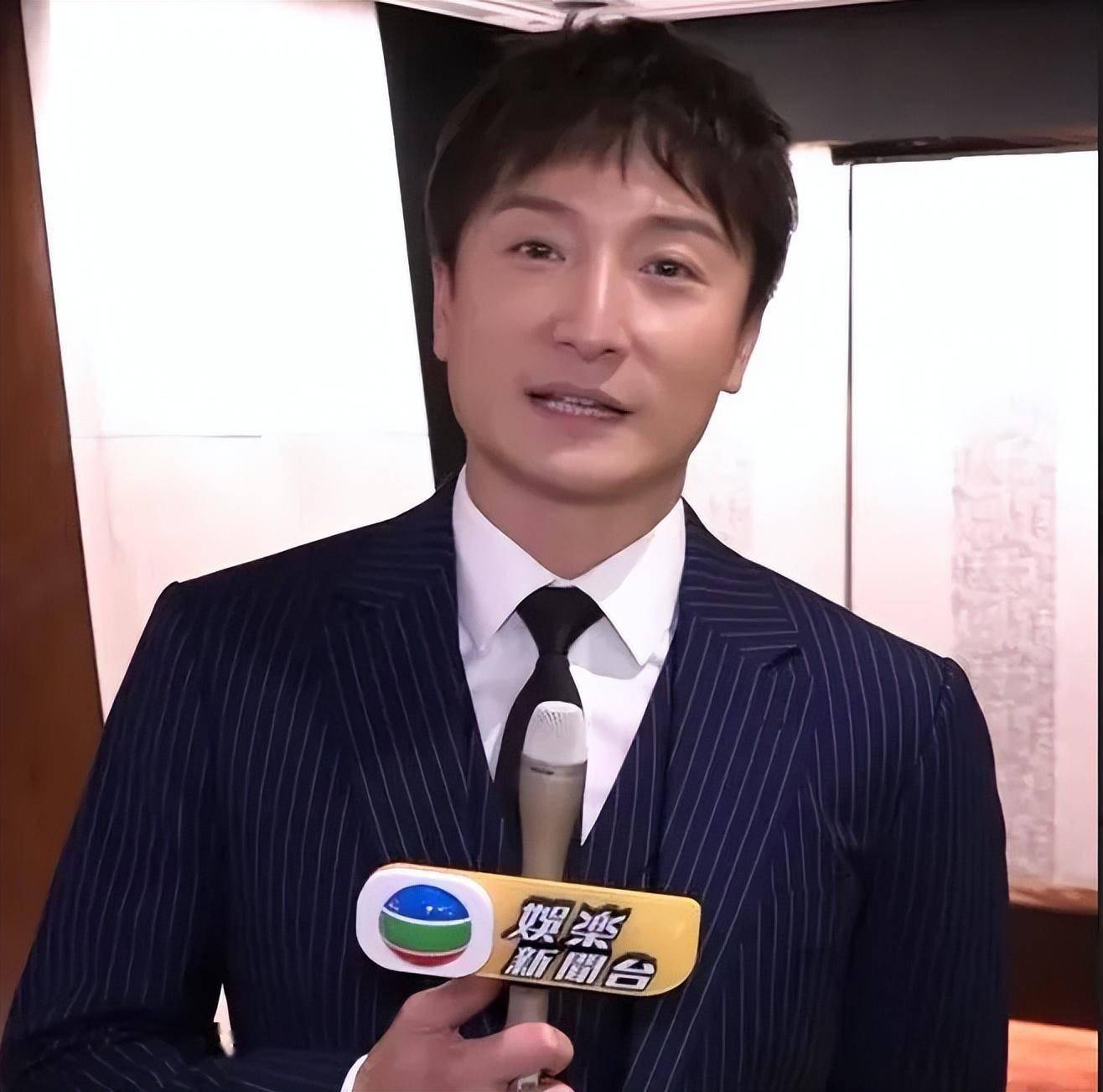 《逆天2》方力申掉马挑战疯癫演技,与女友感情稳定拒绝奉子成婚