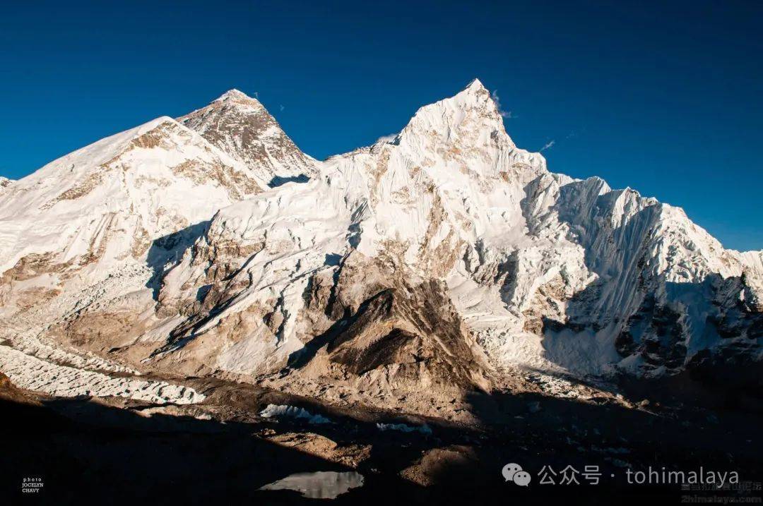 珠穆朗玛峰北坡和南坡图片