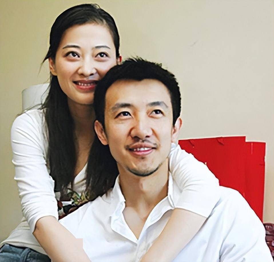 被大导演甩,找摄影师结婚,甚至生娃都同步的刘琳梅婷关系如何?
