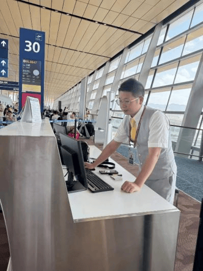 春风送暖入屠苏 真情服务暖人心 | 祥鹏航空地面真情服务记录