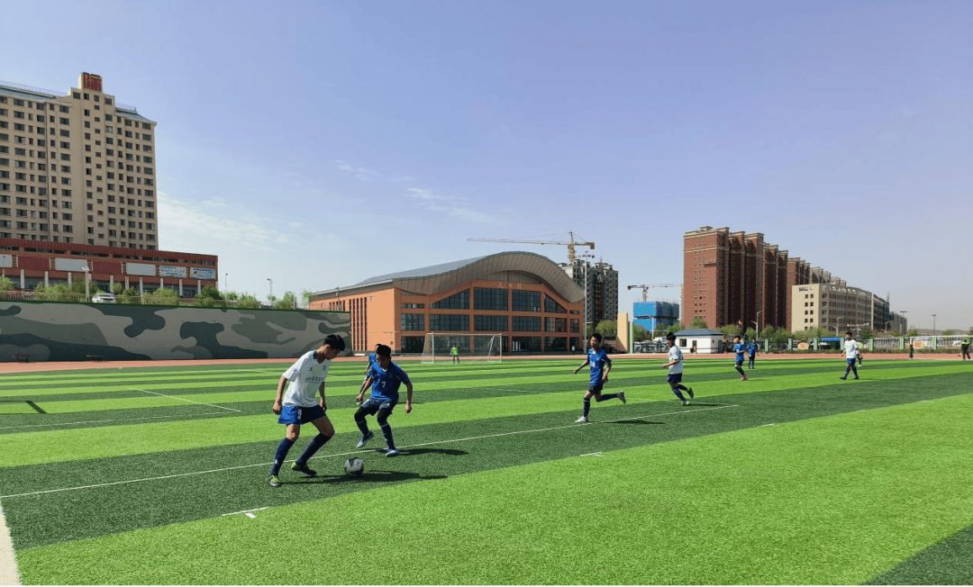 阳光体育 "足"够精彩——准格尔旗2024年"旗长杯"校园足球比赛(中 