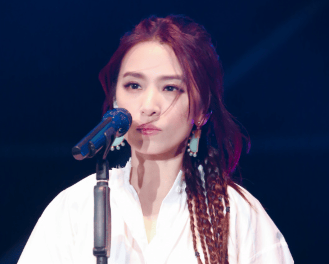 田馥甄内地复出失败,音乐节宣布取消其演出,本人发声强撑体面