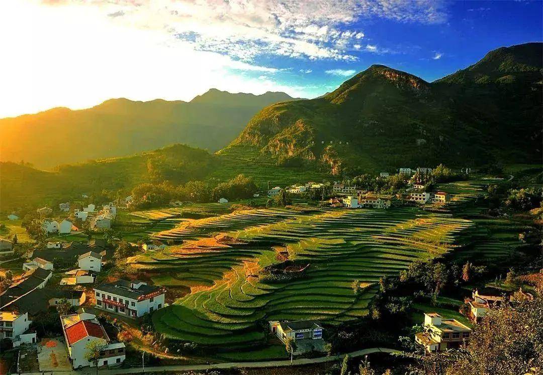 陕南风景美如画～假期安康给您准备了一个惊喜！