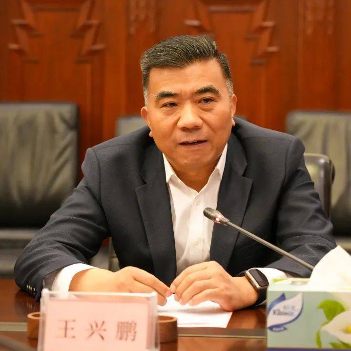 浦东新区人民政府与上海申康医院发展中心签约,共同支持东方医院纳入