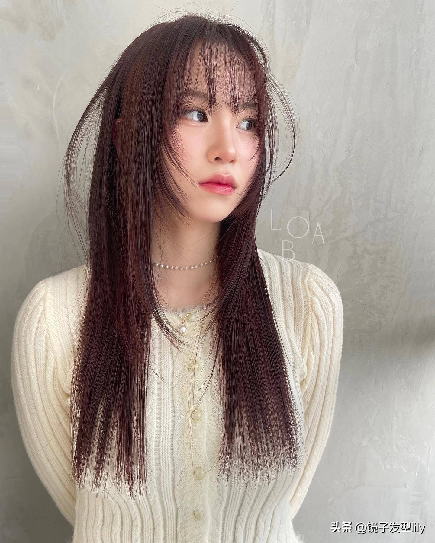 女士长碎发修颜瘦脸显高级解锁你的时尚新魅力