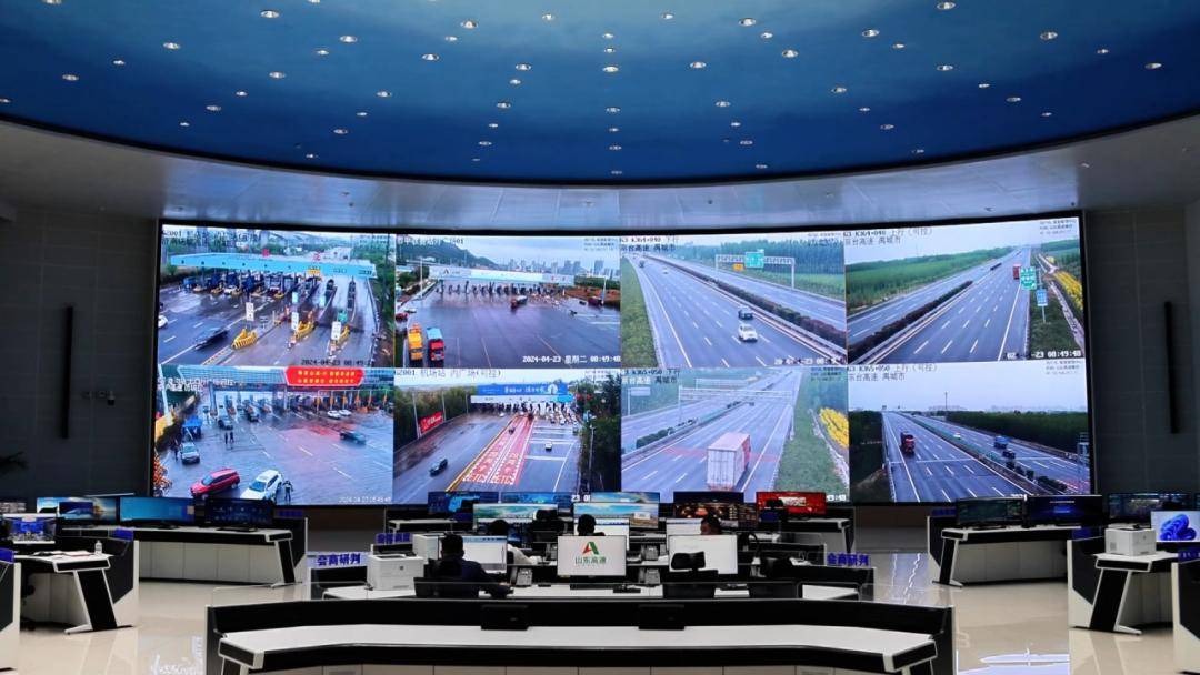 智慧云收费,机器人发卡.山东高速公路科技加持提升公众出行体验