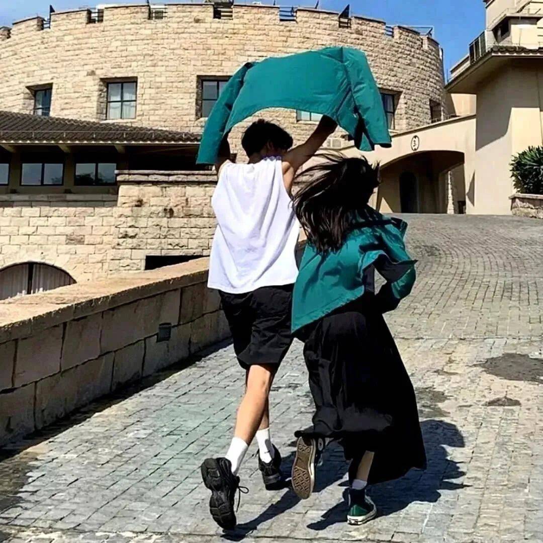 情头|: 氛围感好看ins情侣头像 676767