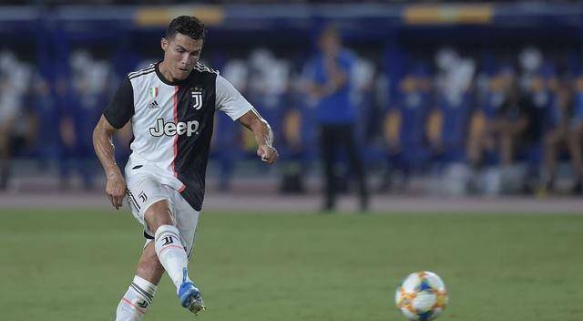 基耶利尼荣誉c罗并列现役最强"关键先生"三球星备受赞誉与尊重