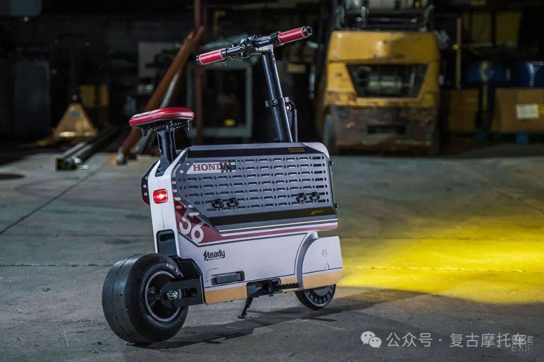 代驾小电动可能比这个更好:小板凳改装 | 每日一车